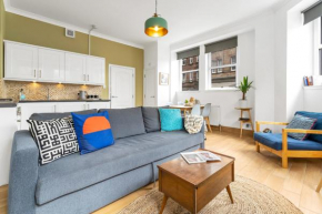 Cozy with Character Lovely Central Apartment